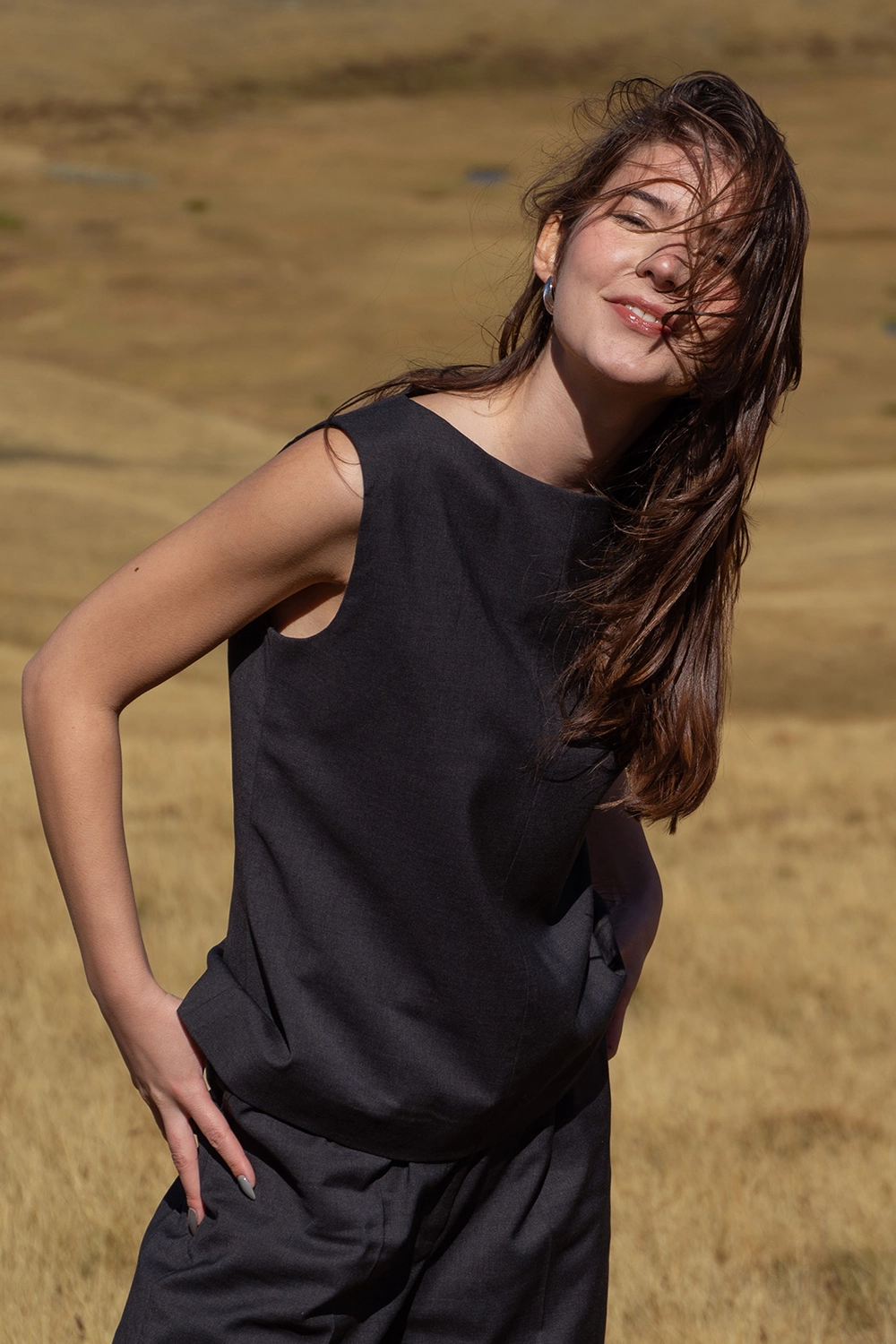 Contour Blouse - deep-black